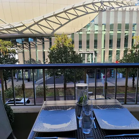 Le President Pinede Palais Congres Magnifique T2 アパート アンティーブ
